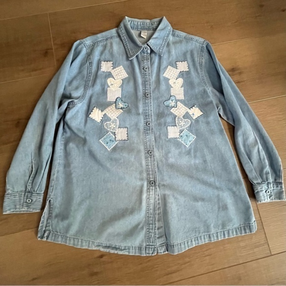Vintage Blue Denim Shirt Women M Embroidered Applique Patchwork‎ Country Hearts